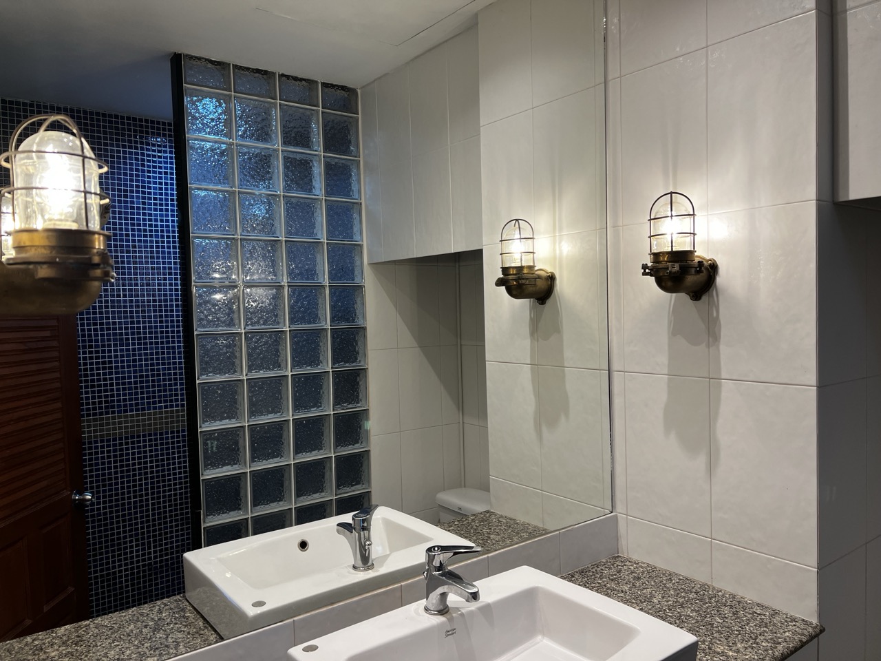 Room 1 Bathroom
